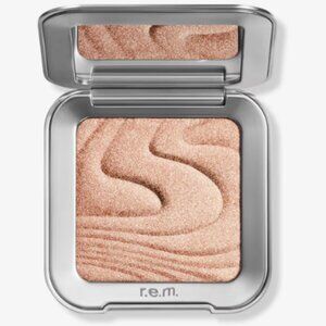 New! r.e.m. beauty Interstellar Highlighter Topper